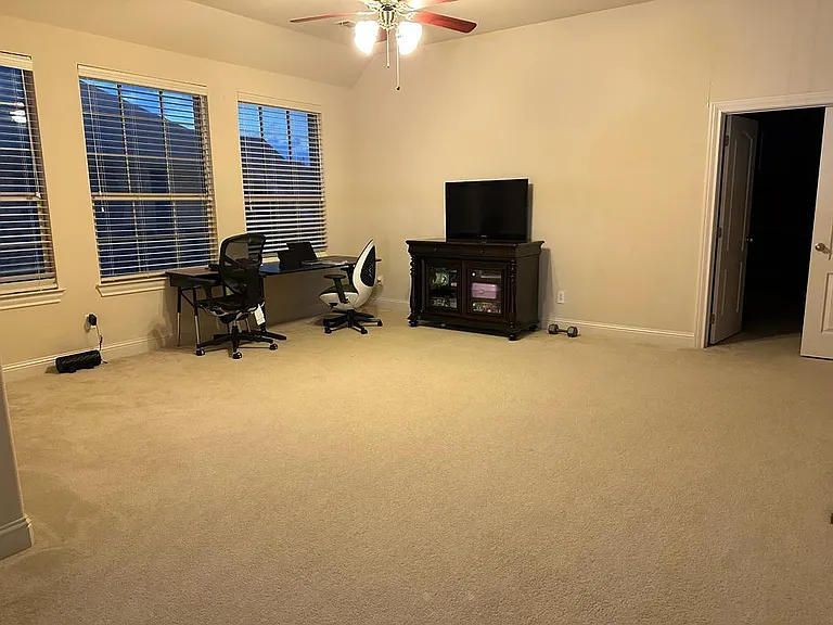 328 Anna Ave — Photo 18