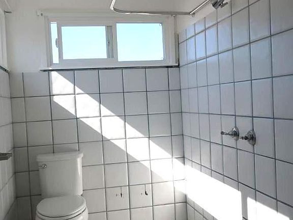 5th image of 1934 Folsom St APT C