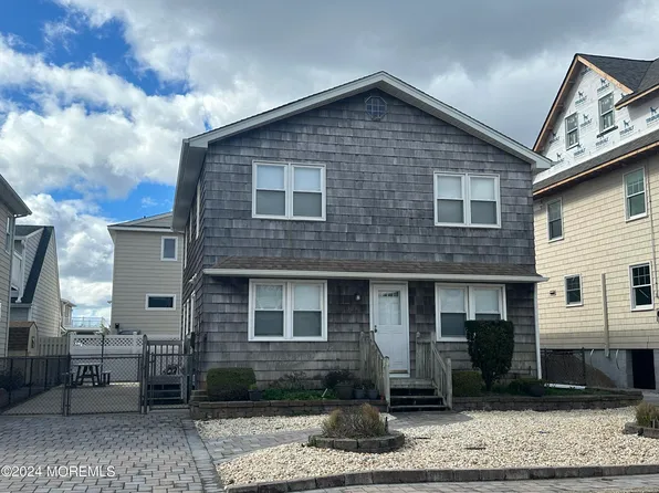 305 Gerrard Avenue, Seaside Park, NJ 08752