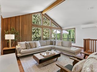 5470 NE 200th Pl, Seattle, WA 98155
