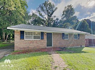 8094 Attleboro Dr, Jonesboro, GA 30238