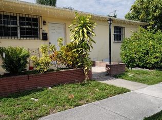 497 NE 168th St, North Miami Beach, FL 33162