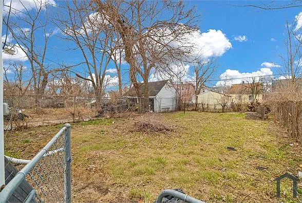18148 Hull Ave — Photo 23