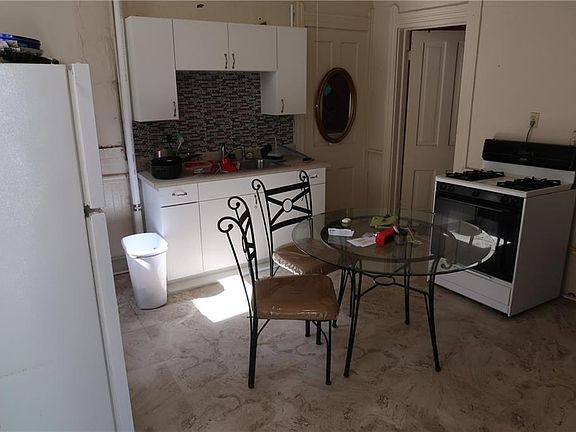 4th image of 3356 W 32nd St
