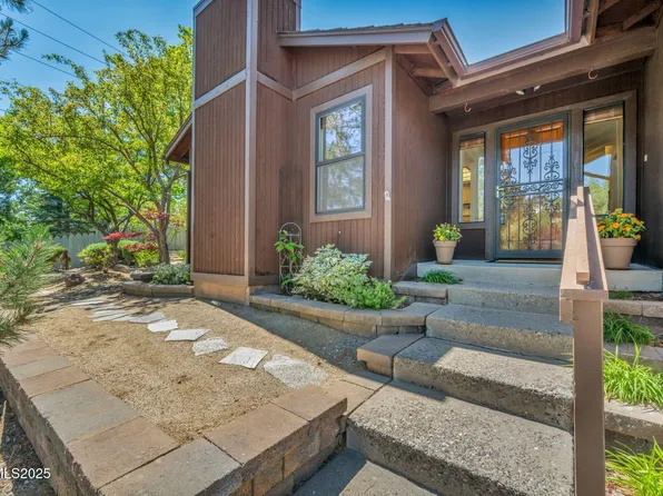 3582 Hemlock Way, Reno, NV 89509