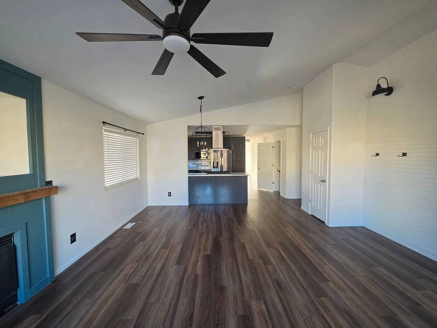 Move-In Ready 5-Bed Ranch with Open Concept & Main-Level Living — Photo 4