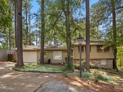 2115 Meadowbrook Rd, Jackson, MS, 39211
