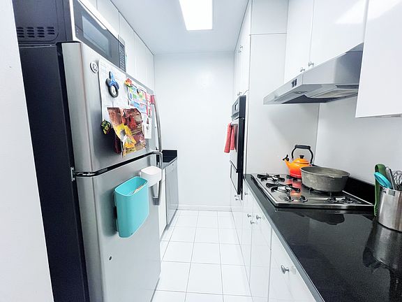 5th image of 245 E 63rd St APT 1210