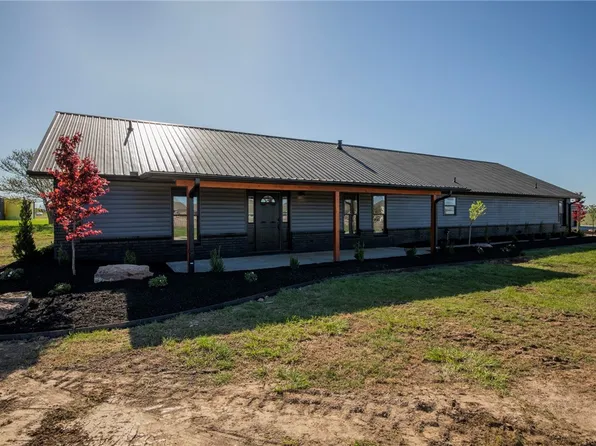 11400 Walters Rd, Bentonville, AR 72712