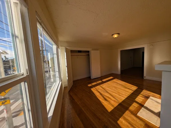 2203 14th Ave #2, Oakland, CA 94606