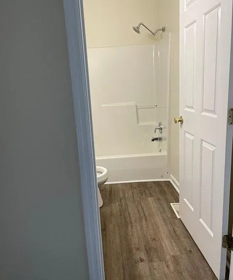 301 Michelle Dr #B — Photo 9