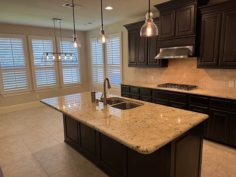 1405 Pitaya Dr — Photo 8