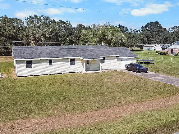 2nd image of 1050 Sherwood Dr