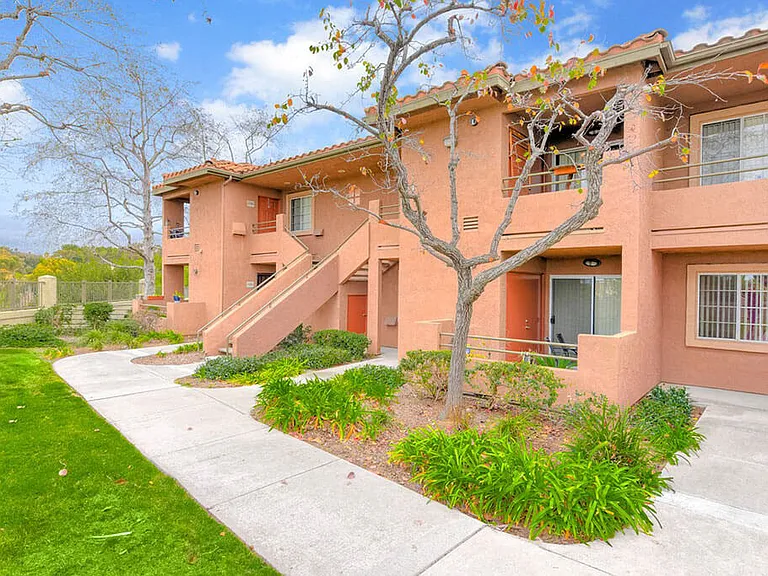 Sunbow Villas — Photo 16