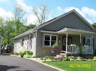 8475 W Georgetown Rd, Columbus, IN 47201