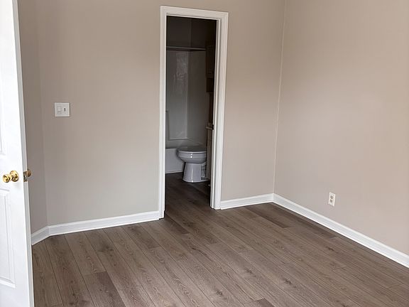 5th image of 81 W Sellers St APT D