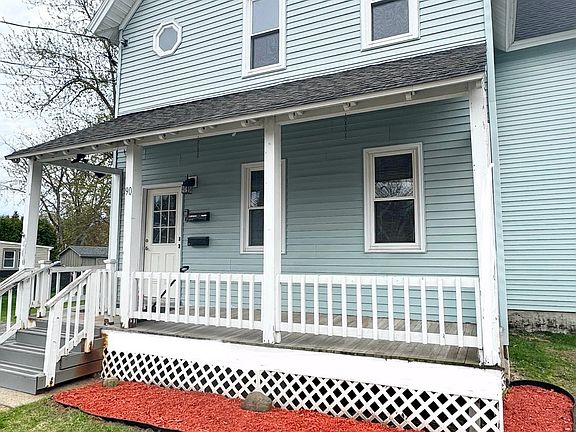 5th image of 90 Pleasant St #1