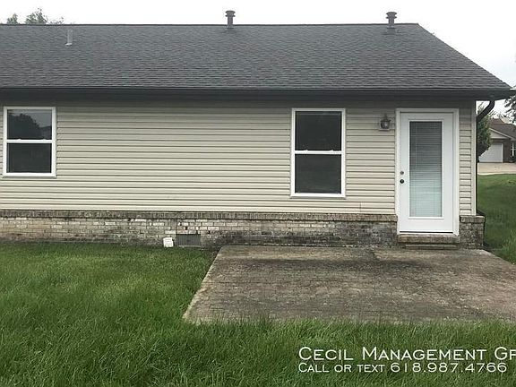 2nd image of 654 Carol Ann Dr