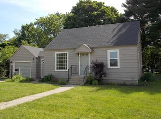 3470 Hillcroft Ave SW, Wyoming, MI 49548