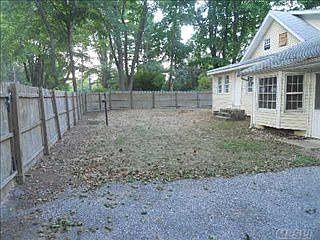 4th image of 16 Derby Ave