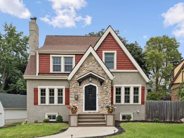 215 Frederic Ave, Waterloo, IA 50701