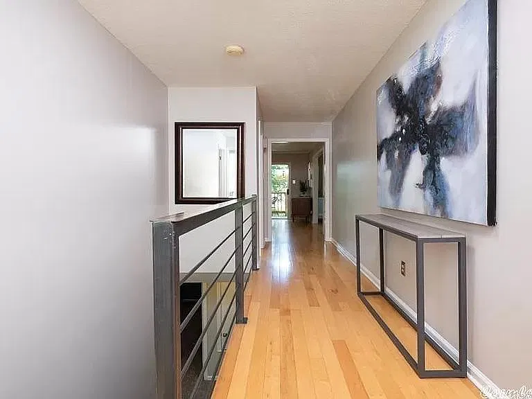 4 bed, 2226 sqft, $2,000 — Photo 4