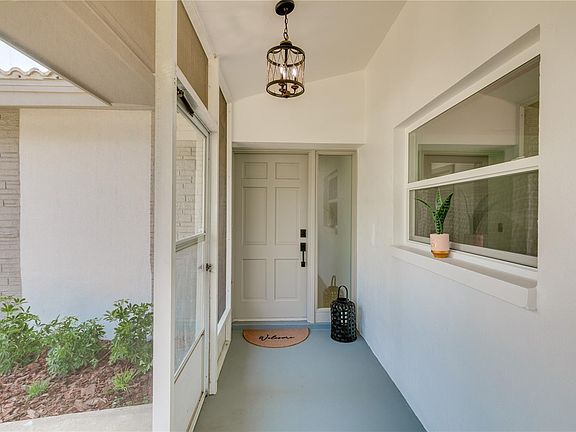 5th image of 22325 Black Oak Ln