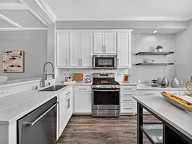 2 bed, 1311 sqft, $3,499 — Photo 2