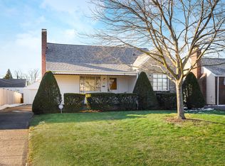 227 S Southampton Ave, Columbus, OH 43204