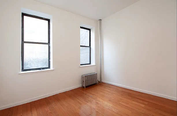 Rented by R New York | media 4