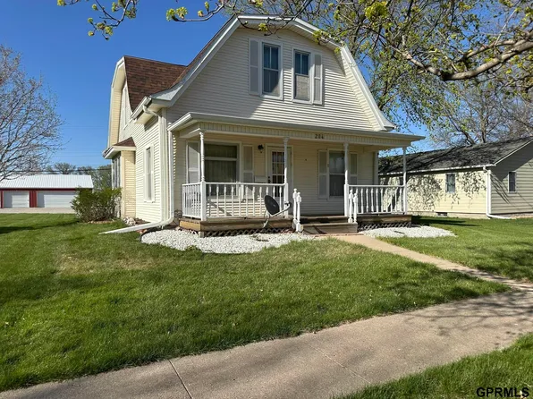 204 E Beatrice Ave, De Witt, NE 68341