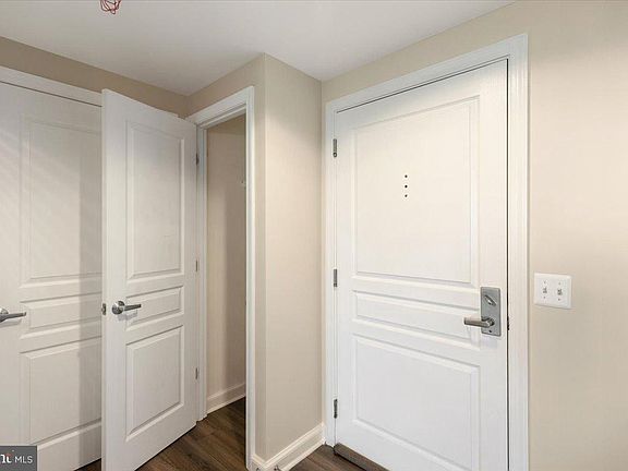 3rd image of 2451 Midtown Ave APT 1308