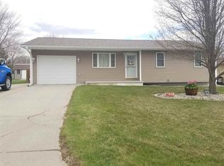 307 Brentwood Dr, Norfolk, NE 68701