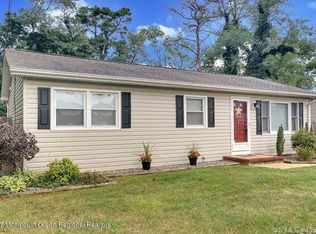 524 Neptune Ave, Beachwood, NJ 08722