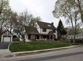 80 Ralph Ave, White Plains, NY 10606