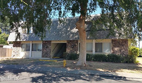 5th image of 2681 Calariva Dr