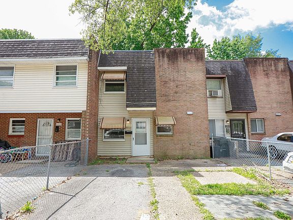 3rd image of 1207 Bunsen Ct