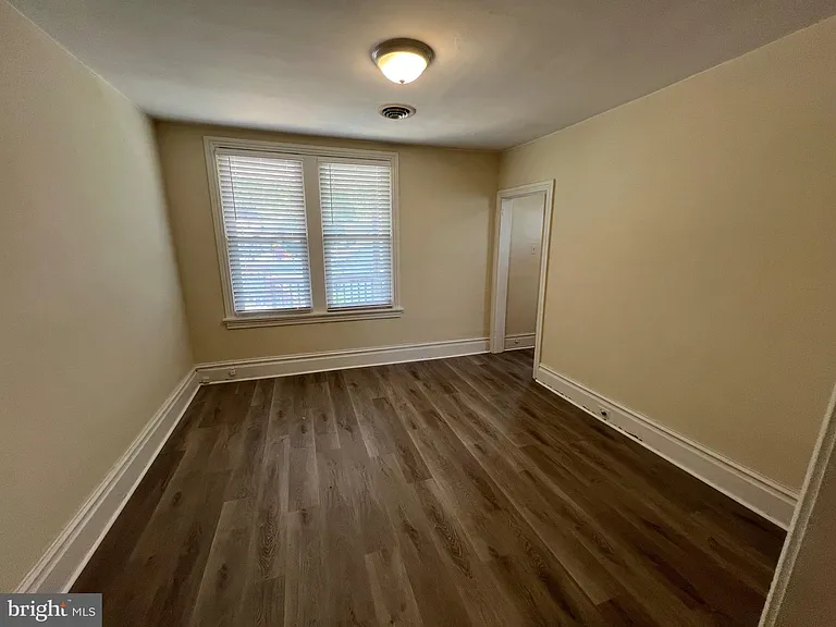116 S Front St #3 — Photo 12