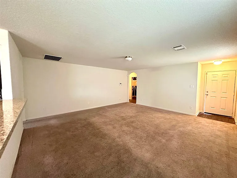 1469 Breanna Ln — Photo 6