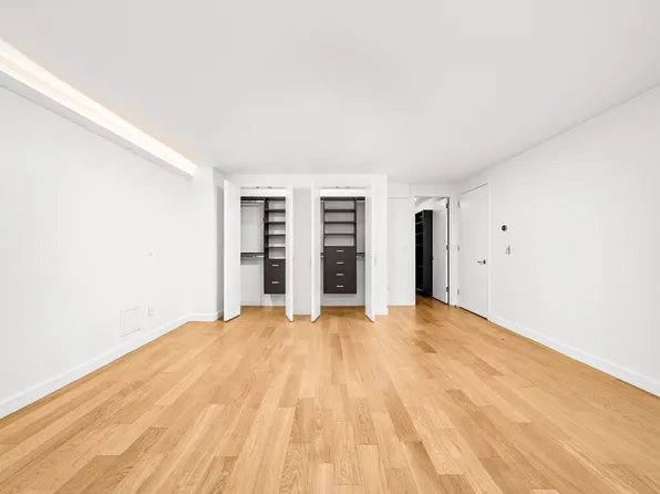 333 Rector Place image 15 of 20