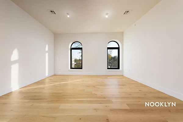Rented by Nooklyn NYC LLC | media 61