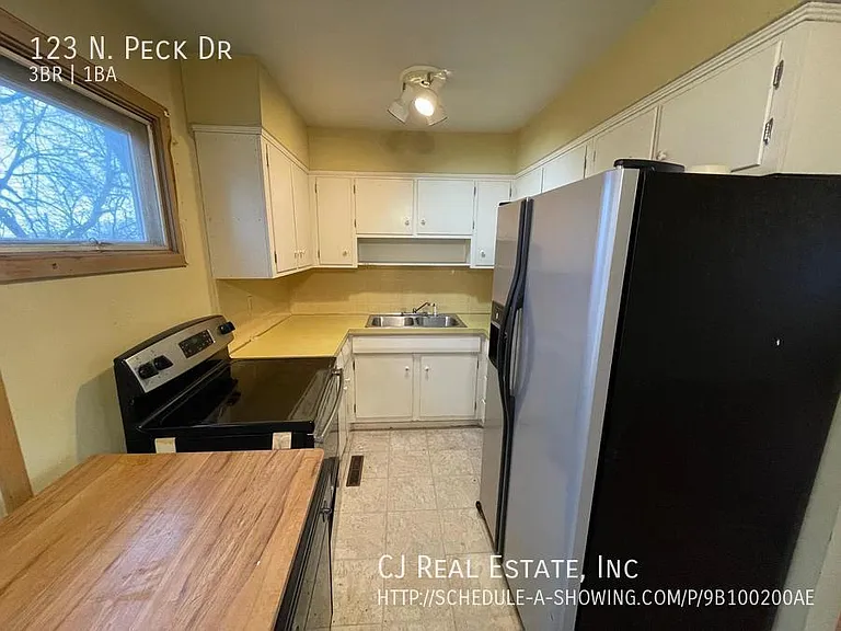 123 N Peck Dr — Photo 4