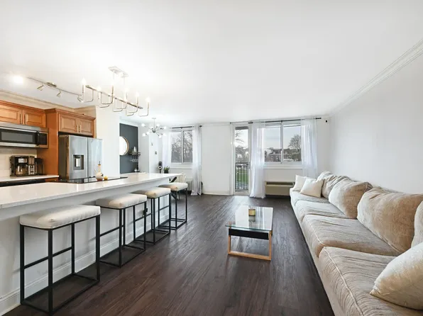 100 Manhattan Ave APT 503, Union City, NJ 07087