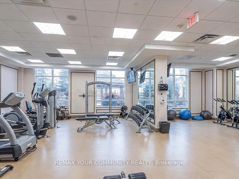 9245 Jane St #1109 — Photo 30