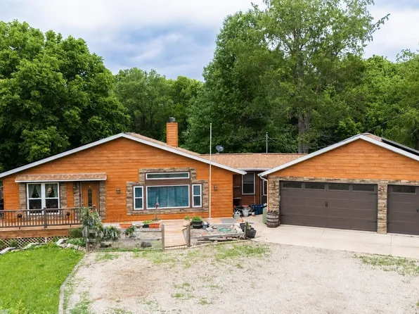 406 W Fast Ave, Mackinaw, IL 61755