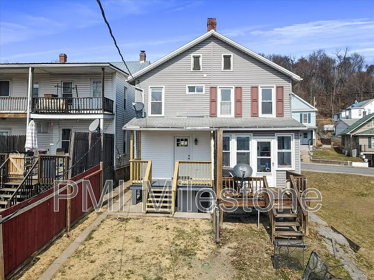 16 Woods Ln — Photo 28