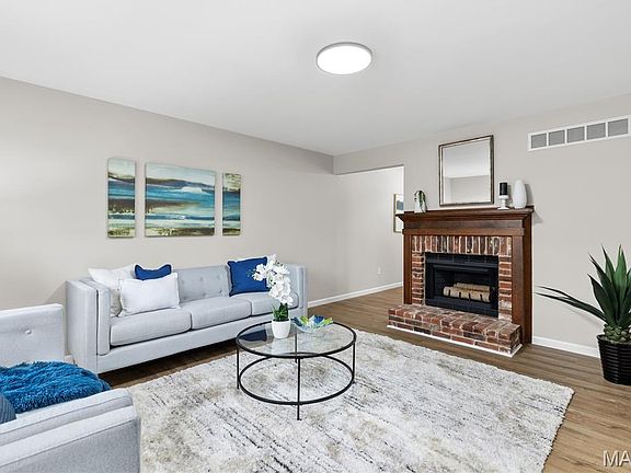 4th image of 268 Spencer Pl