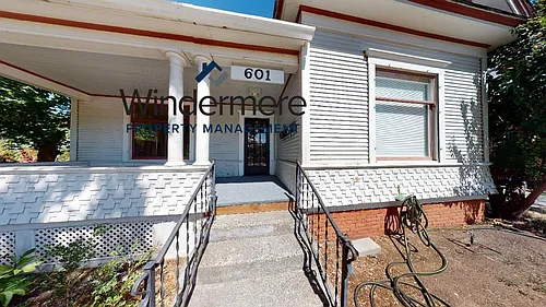 601 E Alder St Photo 1