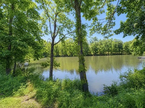 384 Duck Blind Rd, Clifton, TN 38425