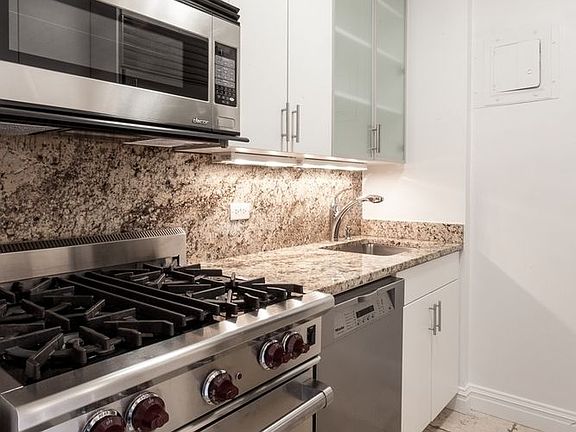 3rd image of 201 E 87th St APT 20S